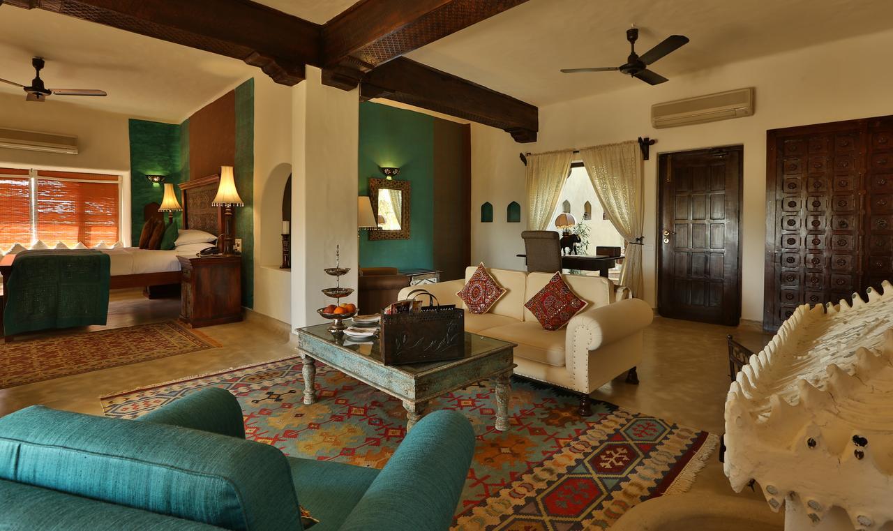 Mihir Garh Hotel Rohat Exterior photo