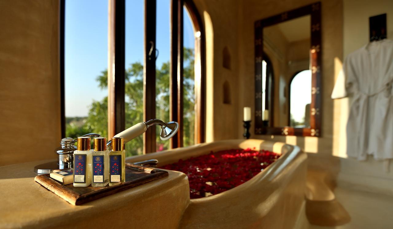 Mihir Garh Hotel Rohat Exterior photo